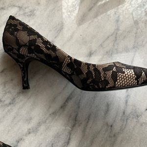 Nine West Lace Heel